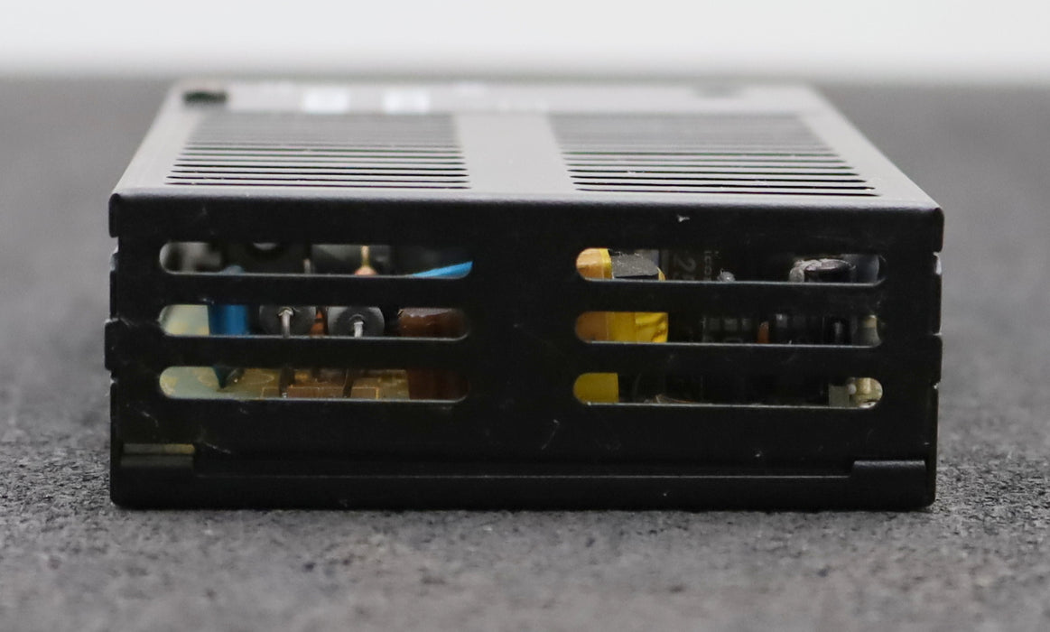 Bild des Artikels VOLGEN-Netzteil-Model-ES-05003-5V-3A-gebraucht