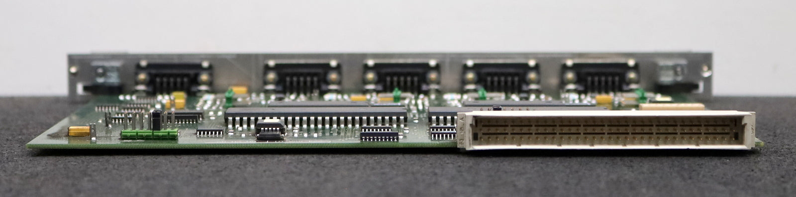 Bild des Artikels HEIDENHAIN-Systemmodul-Hauptplatine-IK-340-Id.Nr-274873-02-27485601-gebraucht