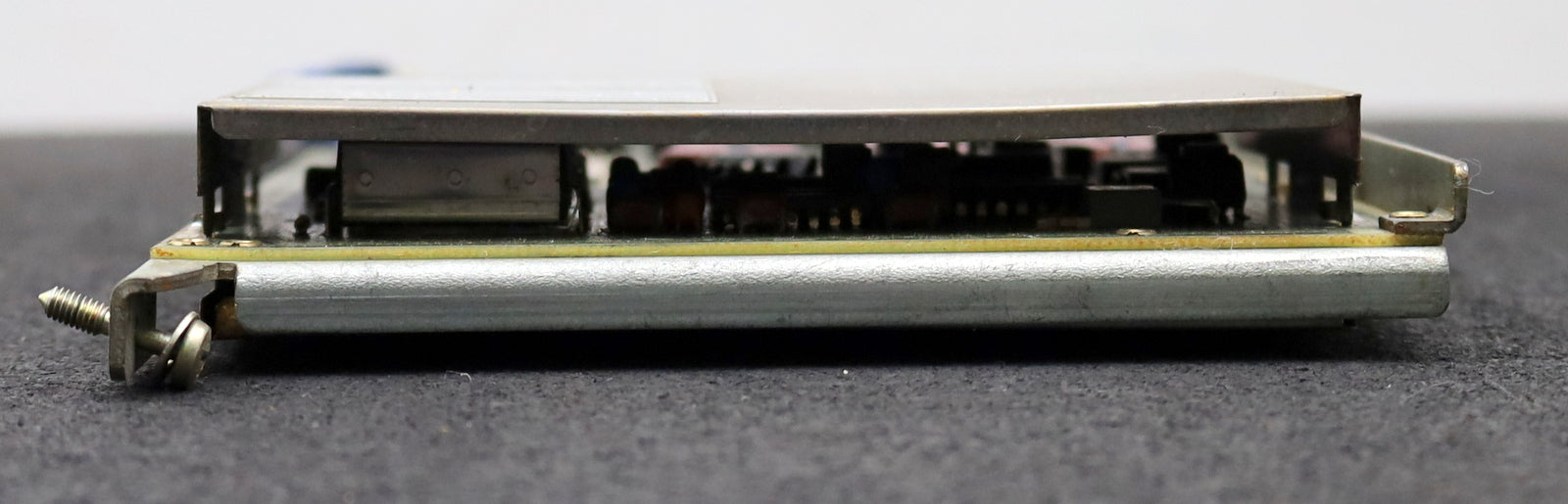 Bild des Artikels FANUC-Bubble-Speicher-Einheit-BMU-64-2-A87L-0001-0016-03H-BE-0800-04-gebraucht