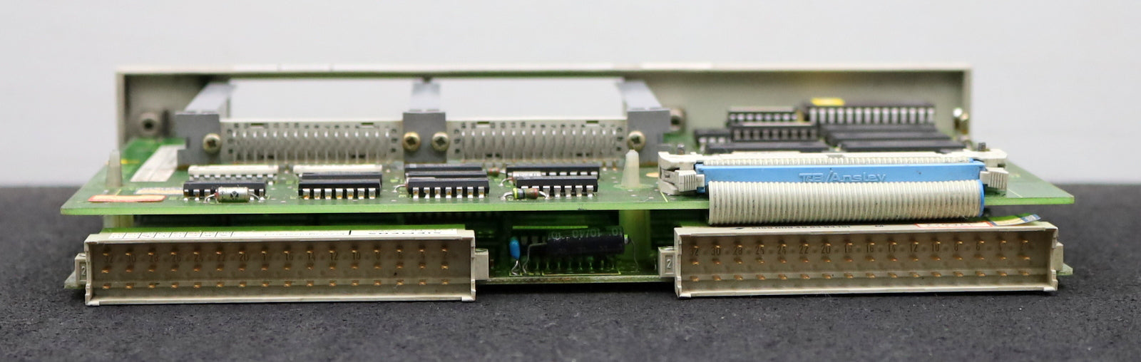 Bild des Artikels SIEMENS-SINUMERIK-Messkreis-Baugruppe-6ES5921-3WB14-E.Stand-F-gebraucht