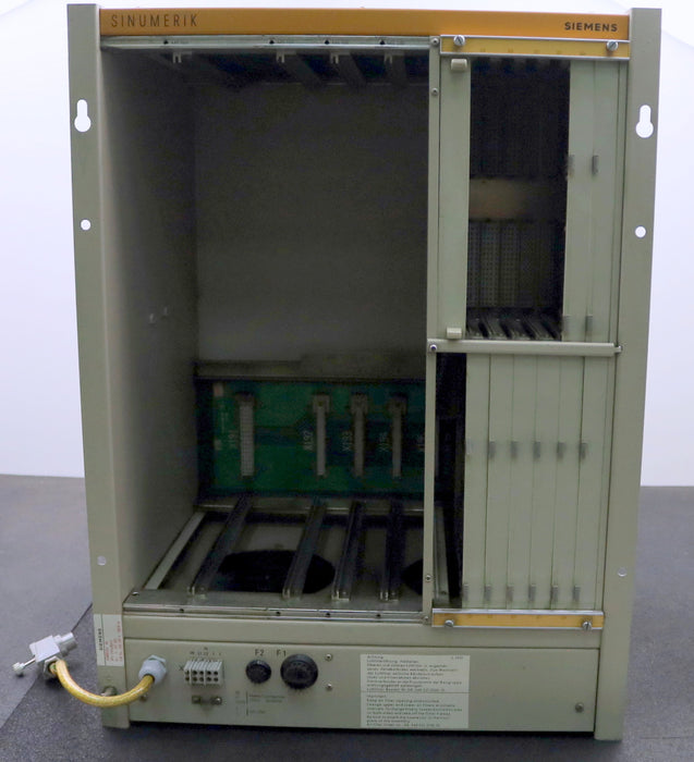 Bild des Artikels SIEMENS-SINUMERIK-8M-Rack-6FC3381-0HA-Z-Nr.-A-467385-ohne-Einschubplatinen