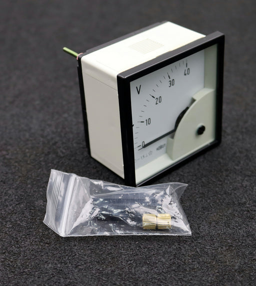 Bild des Artikels FARNELL-/-HOBUT-Voltmeter-471-914-0-40VDC-72x72mm-unbenutzt-in-OVP