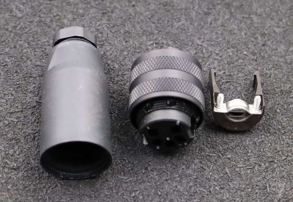 Bild des Artikels MURR-ELEKTRONIK-7/8''-Bu.-0°-Schraubklemmanschluss-Female-5-pol-unbenutzt-in-OVP