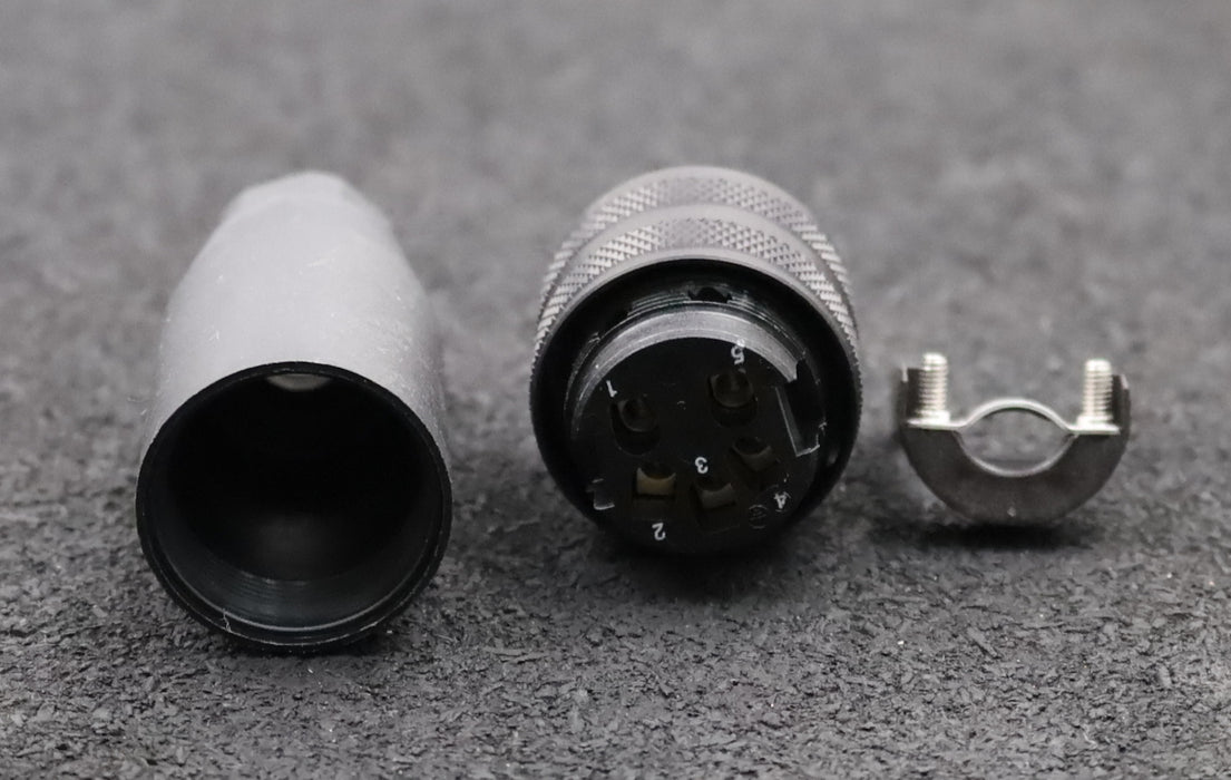 Bild des Artikels MURR-ELEKTRONIK-7/8''-Bu.-0°-Schraubklemmanschluss-Female-5-pol-unbenutzt-in-OVP