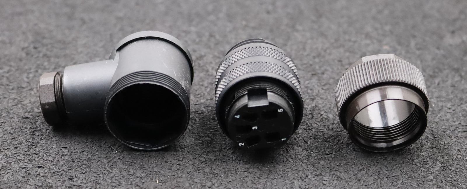 Bild des Artikels MURR-ELEKTRONIK-7/8''-St.-90°-Schraubklemmanschluss-Male-5-pol-unbenutzt-in-OVP