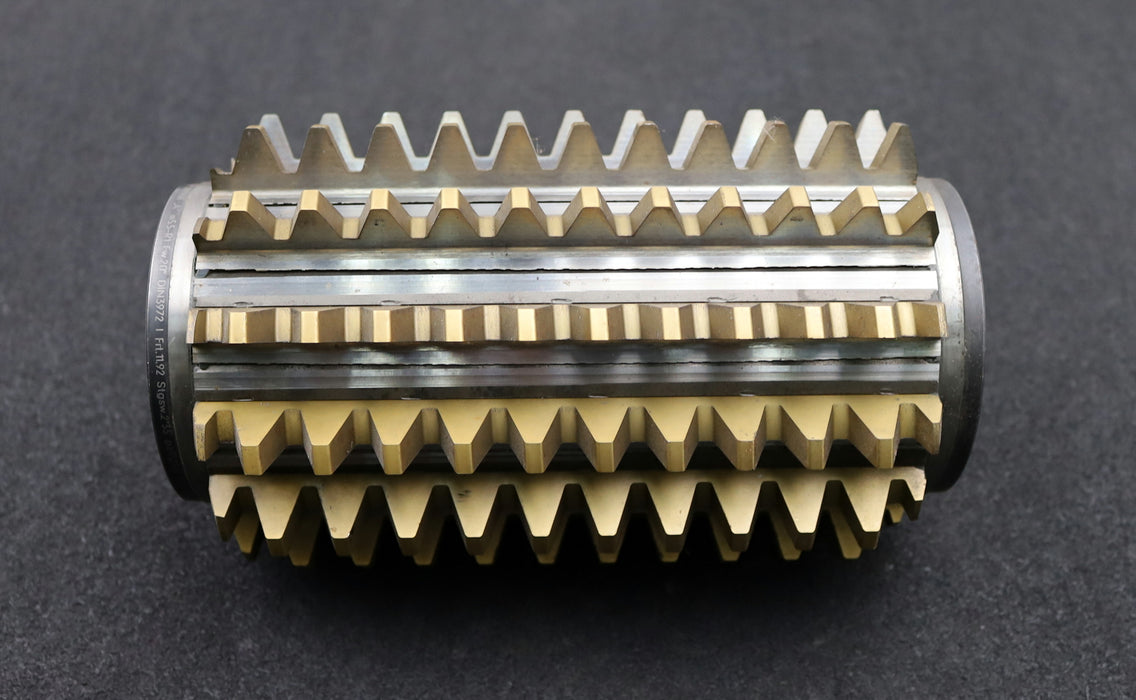 Bild des Artikels FETTE-Zahnrad-Wälzfräser-gear-hob-m=5,5mm-EGW-20°-Ø131x215x32mm-geradgenutet