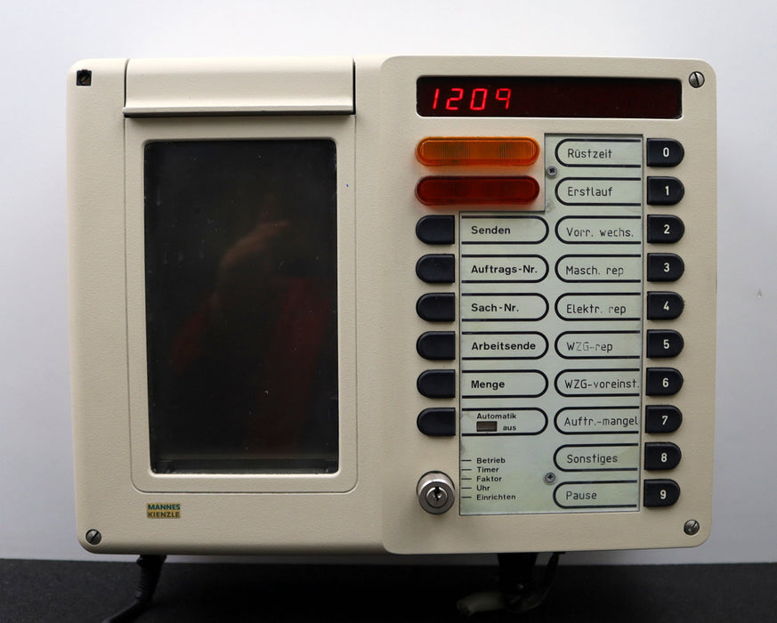 Bild des Artikels MANNESMANN-KIENZLE-Maschinendatenerfassung-BDE-Typ-2450-22-220VAC-50Hz