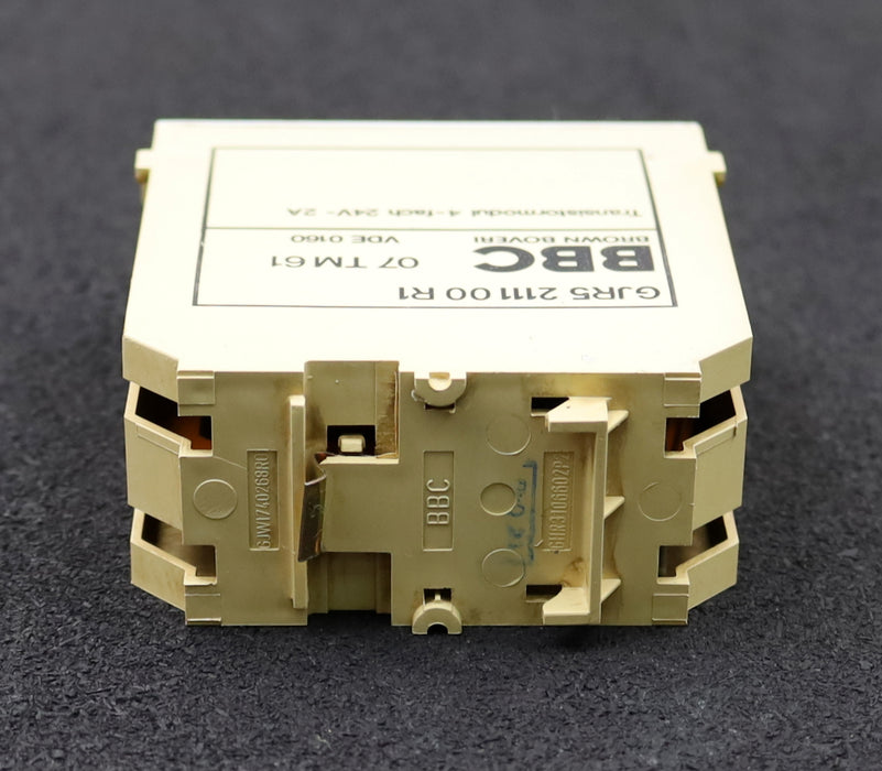 Bild des Artikels BOSCH-Relaismodul-GJR5-2111-00-R1--07-TM61-4-fach-24VDC-2A-gebraucht