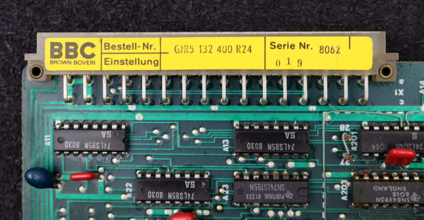 Bild des Artikels BBC-Steuerungsplatine-35AE90-GJR5-132-400-R24-mit-Ausgangsstecker-gebraucht