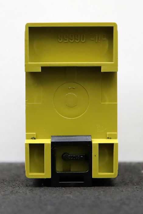 Bild des Artikels PILZ-Sicherheitsrelais-Art.Nr.-477064P1U-1NB/220V~/2U-220VAC-3,5VA-50-60Hz