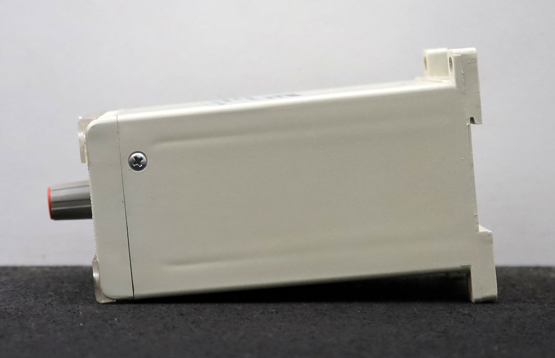 Bild des Artikels KLASCHKA-Spannungsregler-0,5-10V-GUS-1/110ba-1.41-10V-SNr.-16.15-31-230V-2VA