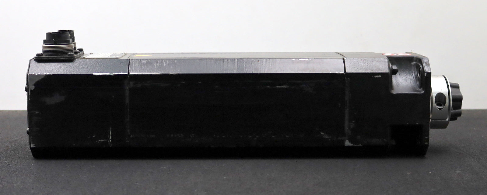 Bild des Artikels BOSCH-Bürstenloser-Servomotor-SD-B3.068.030-10.000-6,8Nm-I0=-6,3A-n=-3000U/min