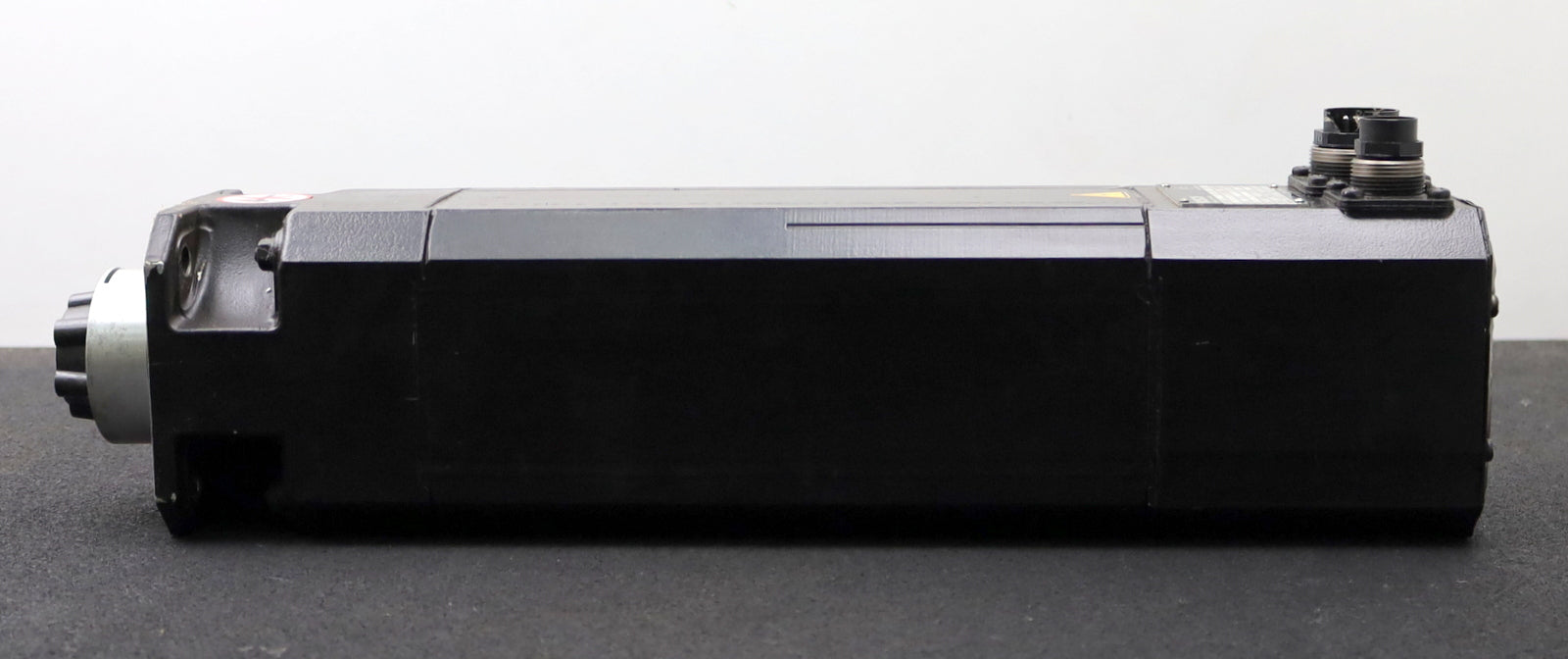 Bild des Artikels BOSCH-Bürstenloser-Servomotor-SD-B3.068.030-10.000-6,8Nm-I0=-6,3A-n=-3000U/min