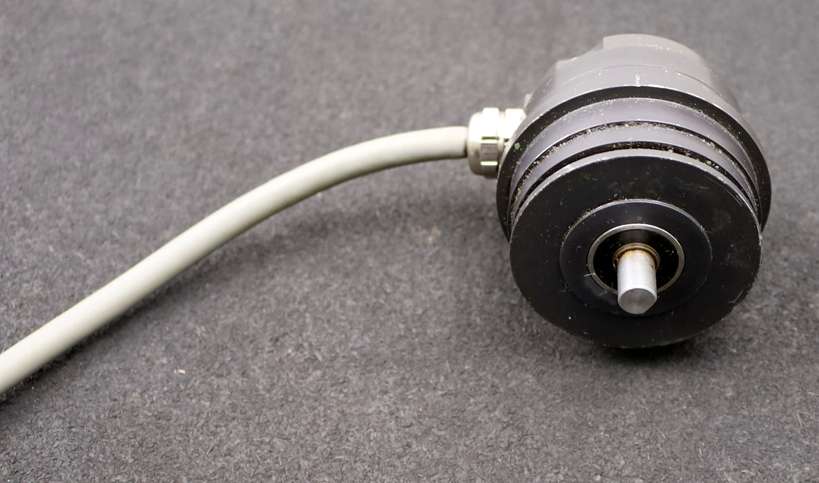 Bild des Artikels BALLUF-Drehgeber-Rotary-encoder-BRG-C5-WSP023-00-G-0-SA-3-WellenØ-10mm
