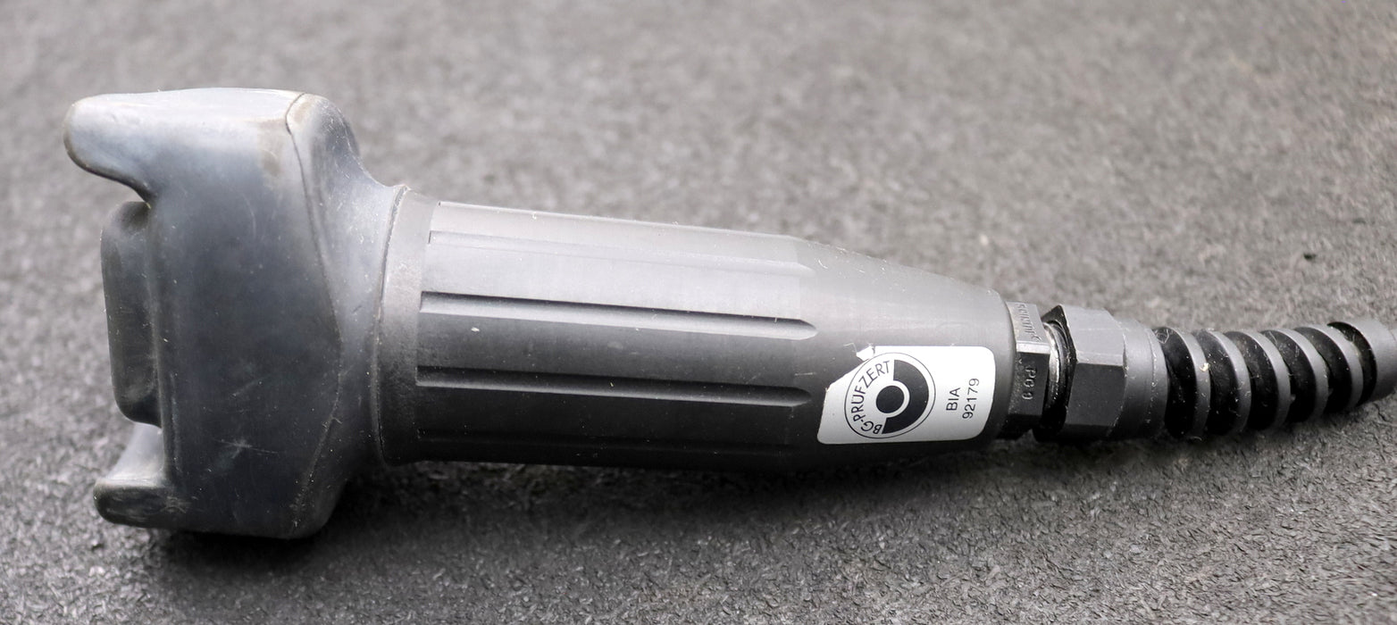 Bild des Artikels EUCHNER-Zustimmschalter-ZSA2A1S05A-230V-mit-8Pin-Stecker-gebraucht