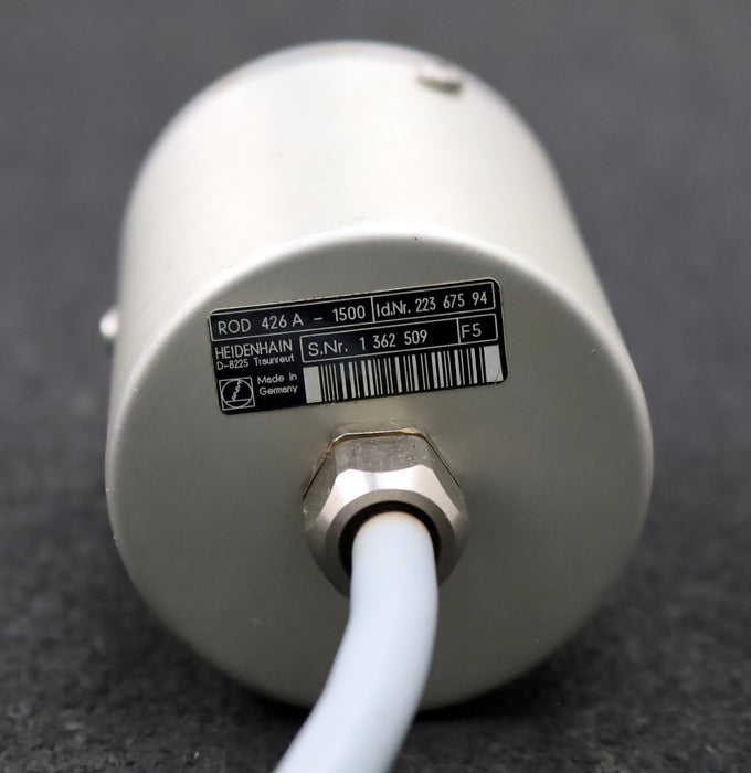 Bild des Artikels HEIDENHAIN-Drehgeber-Rotary-encoder-ROD-426A-mit-1500-Inkrementen-Nr.-223-675-94