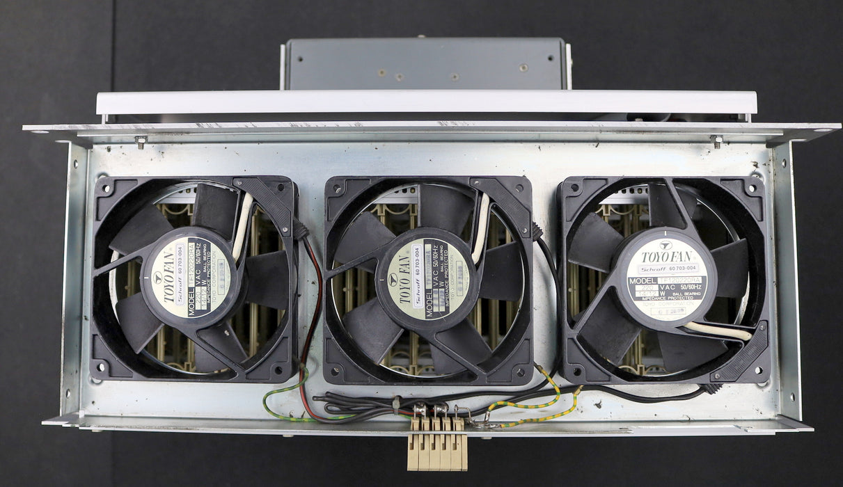 Bild des Artikels WIEDEG-/-KLINGELNBERG-Rack-HNC35-3-Reihig-ohne-Einschubplatinen-3-fach-Lüfter