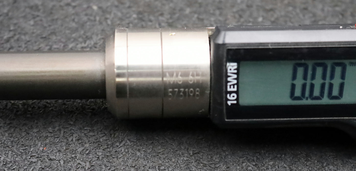 Bild des Artikels WT-MESSTECHNIK-digitales-Tiefenmessgerät-für-Lehrdorn-M6-6H-T=-0-25mm-A=-40mm