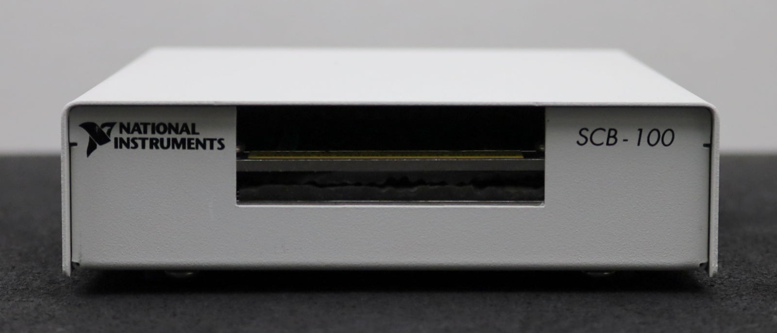Bild des Artikels NATIONAL-INSTRUMENTS-Steckerblock-SCB-100-P/N-182788E-01L-gebraucht