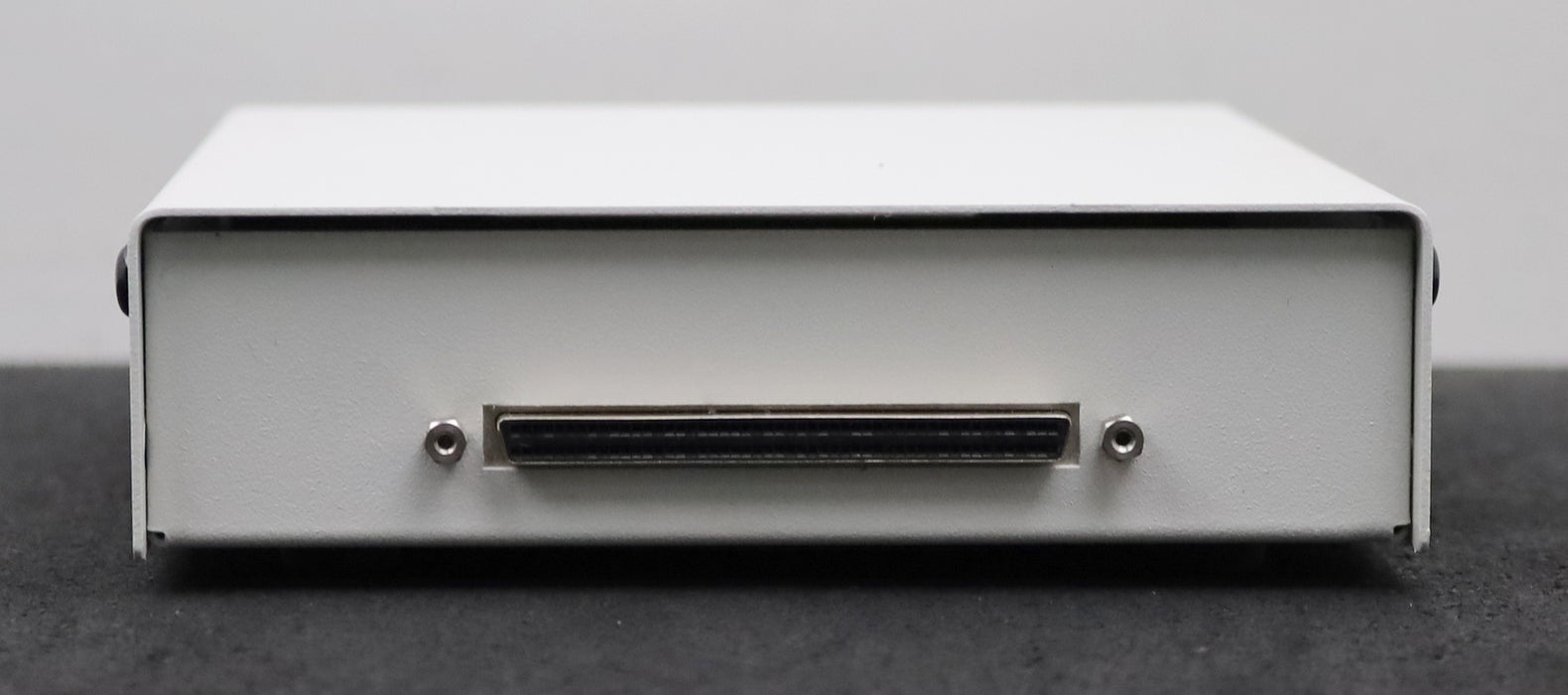 Bild des Artikels NATIONAL-INSTRUMENTS-Steckerblock-SCB-100-P/N-182788E-01L-gebraucht