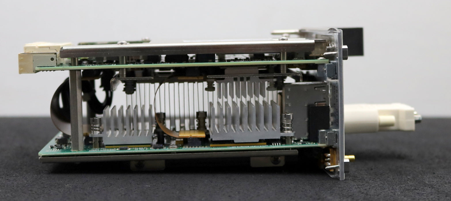 Bild des Artikels NATIONAL-INSTRUMENTS-Embedded-Controller-NI-PXIe-8133-P/N-195628H-712L-gebraucht