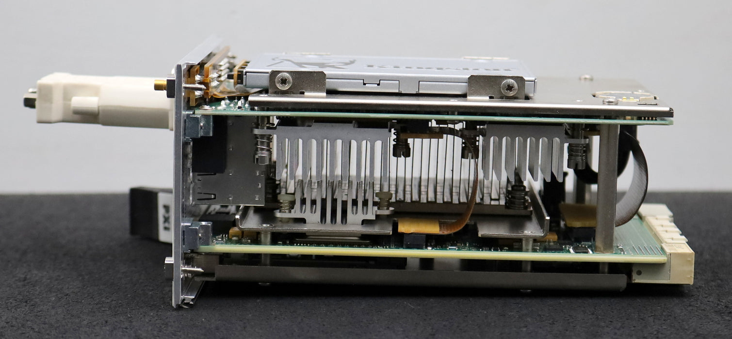 Bild des Artikels NATIONAL-INSTRUMENTS-Embedded-Controller-NI-PXIe-8133-P/N-195628H-712L