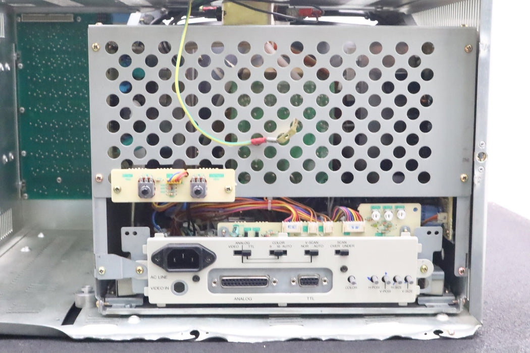 Bild des Artikels SCHLEICHER-/-REISHAUER-Eingabeterminal-mit-Röhrenmonitor-UBG-GS/CNC-1001