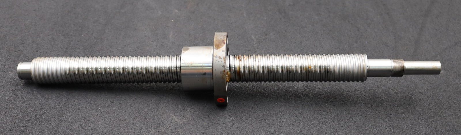 Bild des Artikels REXROTH-Kugelgewindetrieb-32-x-5R-x-3,5-Gesamtlänge-465mm-unbenutzt-in-OVP