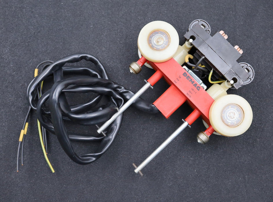 Bild des Artikels DEMAG-Stromabnehmerwagen-für-KBK-II-S-max.500V-max.15/a/Phase-DEMAG-Nr.-98305044