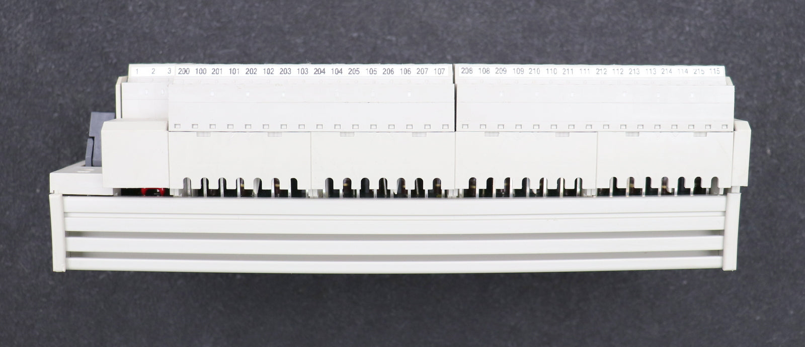 Bild des Artikels TELEMECANIQUE-Klemmenblock-Type:-ABE-7-Ref.:-ABE7-S16E2F0-30VDC-max.-0.015A