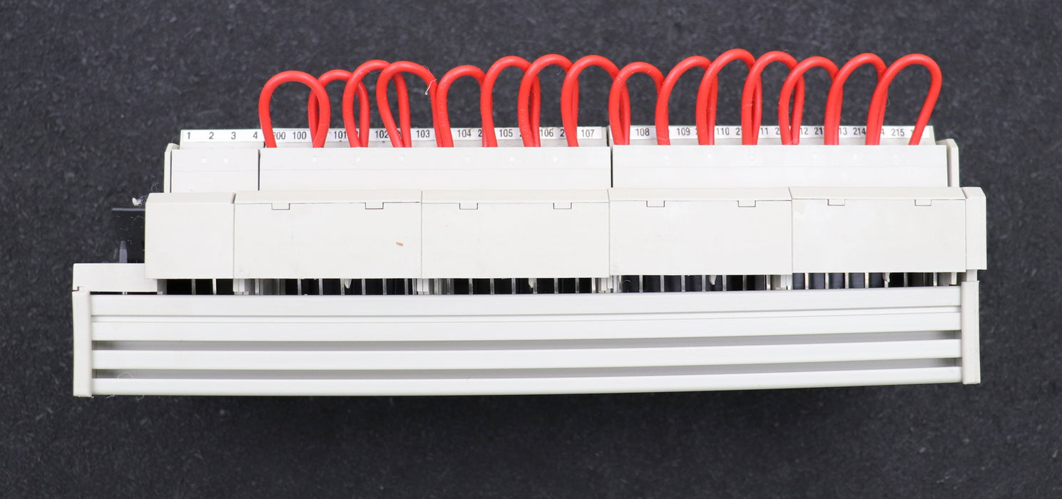 Bild des Artikels TELEMECANIQUE-Klemmenblock-Type:-ABE-7-Ref.:-ABE7-S16S210-gebraucht