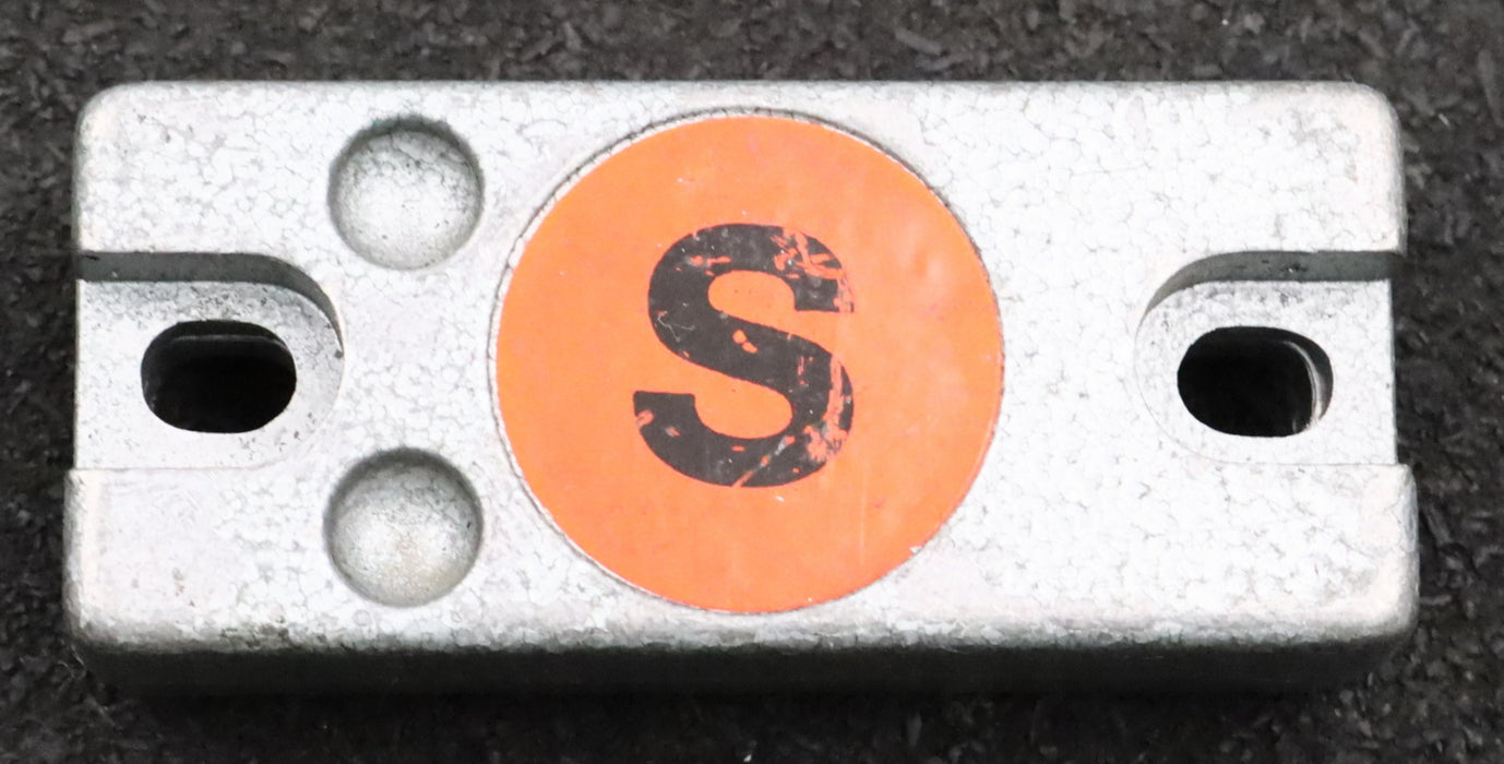 Bild des Artikels SCHMERSAL-EEX-Magnetschalter-Typ:-M22/F-NS-Ident-Nr.-44590344-Maße-80x35x24mm