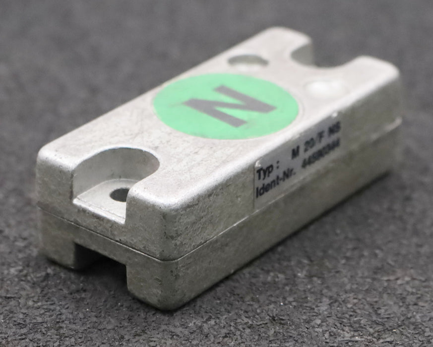 Bild des Artikels SCHMERSAL-EEX-Magnetschalter-Typ:-M20/F-NS-Ident-Nr.-44590344-Maße-80x35x24mm