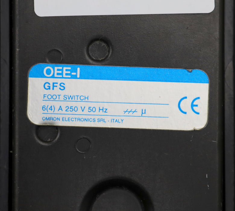 Bild des Artikels OMRON-Fussschalter-GFS-6A-250V-50Hz-mit-5-Pin-Stecker-male-gebraucht