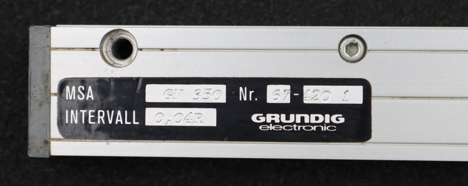 Bild des Artikels GRUNDIG-Linearmassstab-MSA-GN-350-Intervall-0,04R-Messlänge-ca.-200mm