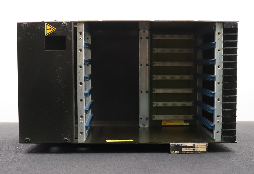 Bild des Artikels BOSCH-Rack-EG-048982-106-mit-Platine-048693-101401-7-Steckplätze-gebraucht