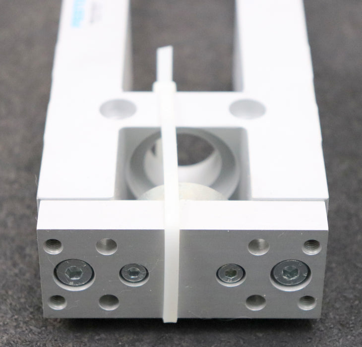 Bild des Artikels FESTO-Führungseinheit-FEN-25-200-KF-Hub-200mm-Mat.Nr.-571274-unbenutzt