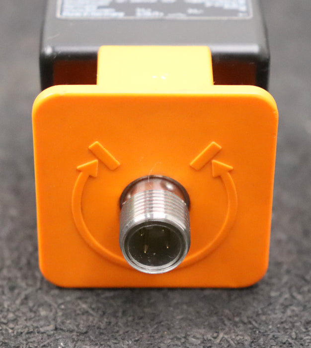 Bild des Artikels IFM-induktiver-Sensor-IM5117-IMC3040-BPKG/US-S:-40mm-nf-UB:-10…36VDC-le:-200mA