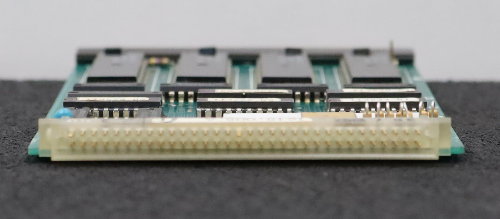 Bild des Artikels HECKLER-&-KOCH-Platine-für-CNC-781-2-ZEB-107-098-Board-050.350.201.02-107-530