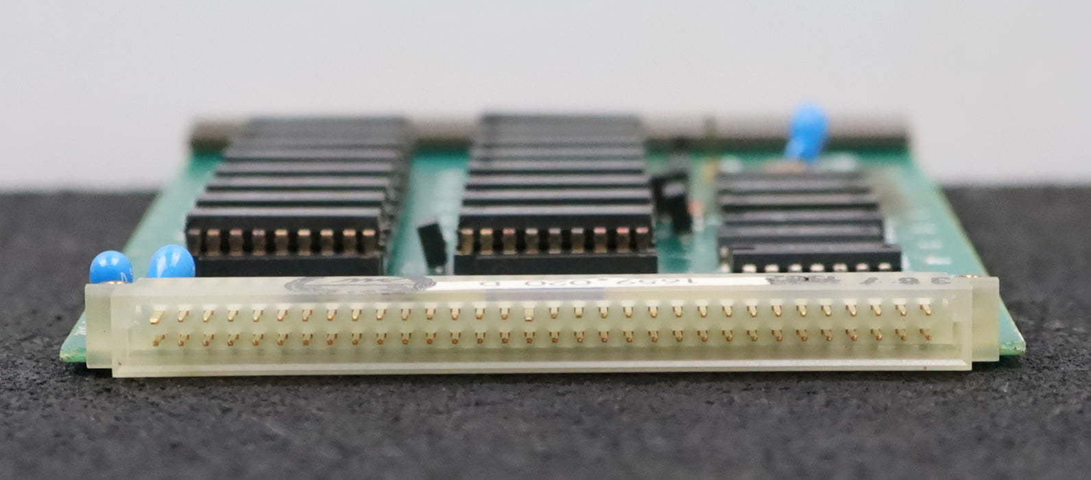 Bild des Artikels HECKLER-&-KOCH-Platine-für-CNC-781-2-RAM-107-121-Board-050.100.305.0503-113-463