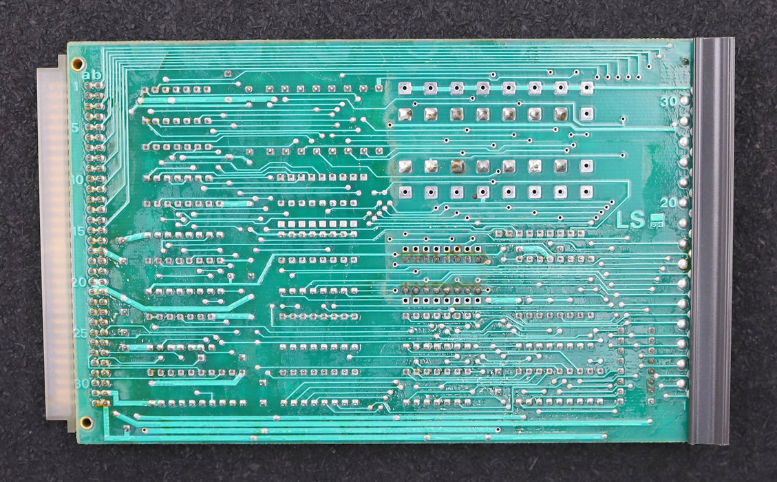 Bild des Artikels HECKLER-&-KOCH-Platine-für-CNC-781-2-ZK-106-614-Board-050.100.505.06-113-561