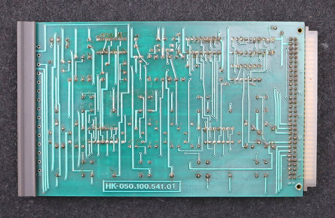 Bild des Artikels HECKLER-&-KOCH-Platine-für-CNC-781-2-AKR-107-296-Board-050.100.541.01-gebraucht