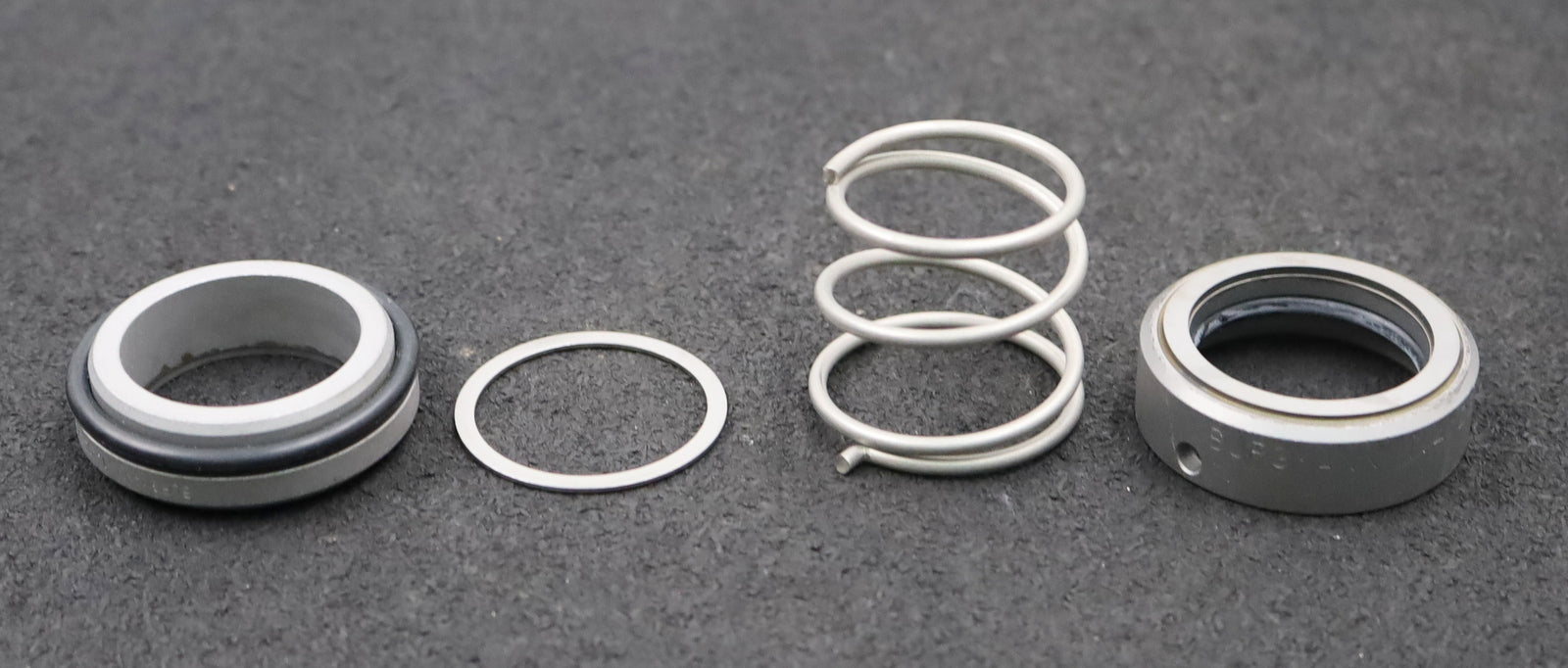 Bild des Artikels BURGMANN-Gleitringdichtung-M377/32-00-R-WellenØ-32mm-Identnr.-000448020