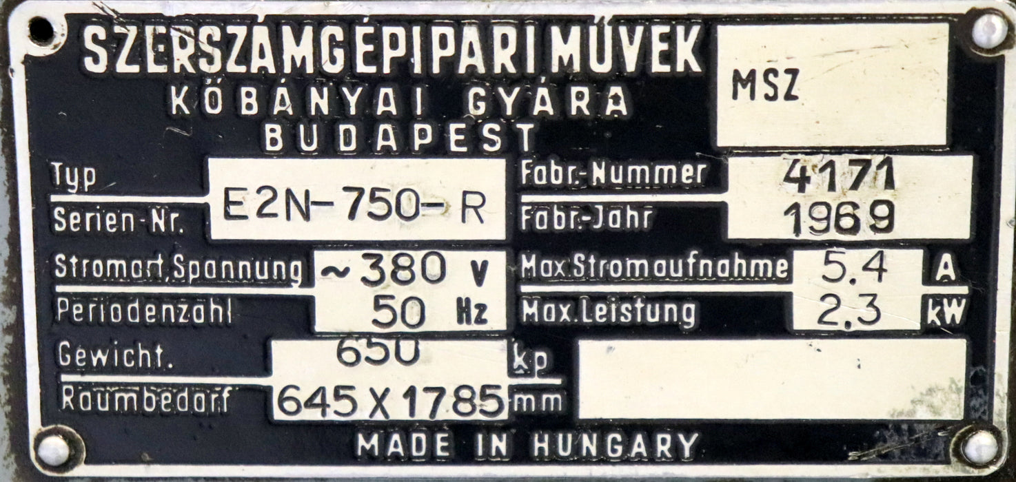 Bild des Artikels KART-konventionelle-Drehmaschine-Drehlänge-750mm-DrehØ-250mm-36-2.100U/min-MK4