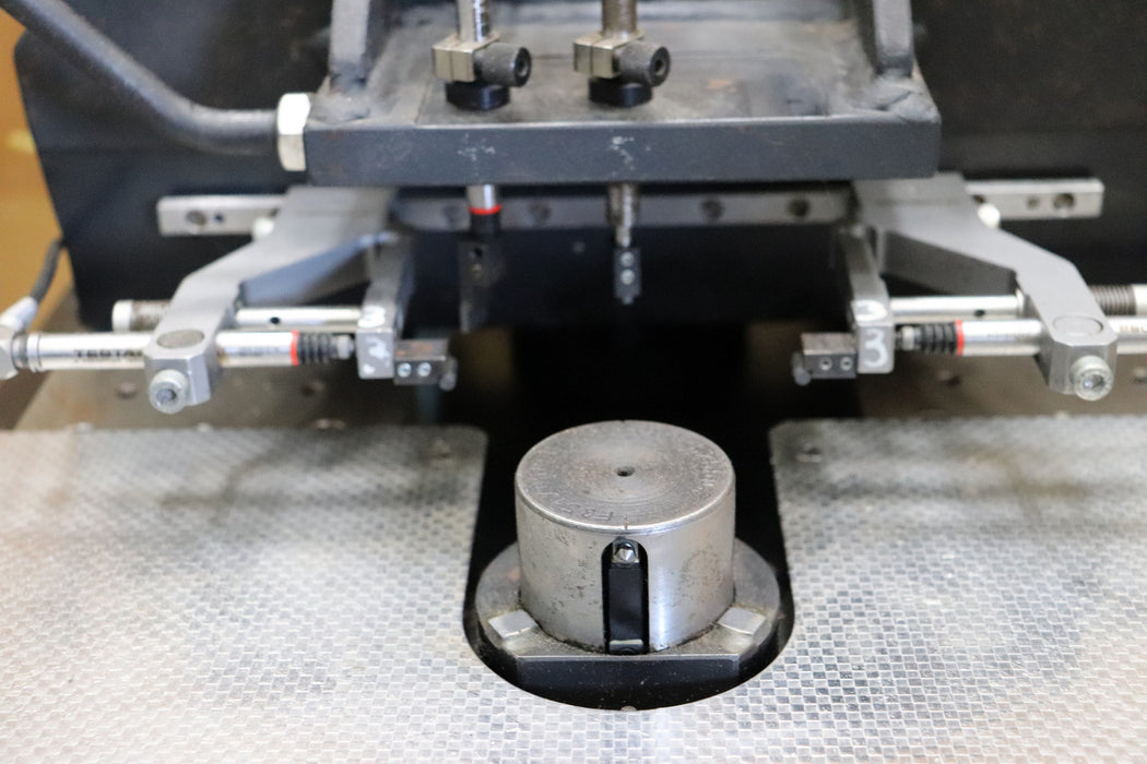 Bild des Artikels PEKAMS-Kontrollvorrichtung-für-Marposs:-7-Messstellen-Getrieberad-Serienmessung