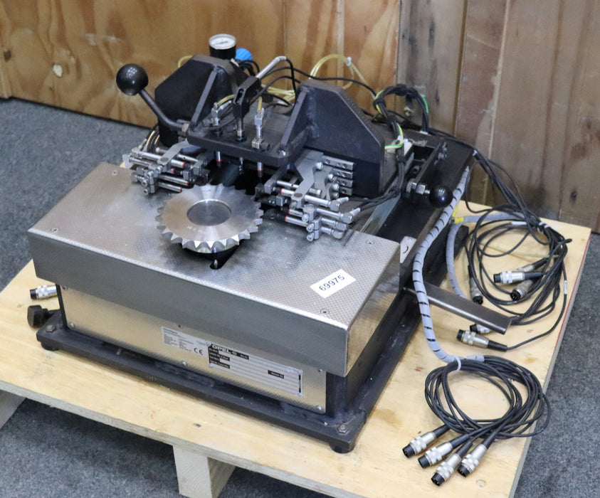 Bild des Artikels PEKAMS-Kontrollvorrichtung-für-Marposs:-14-Messstellen-an-Getrieberad-Messgeber