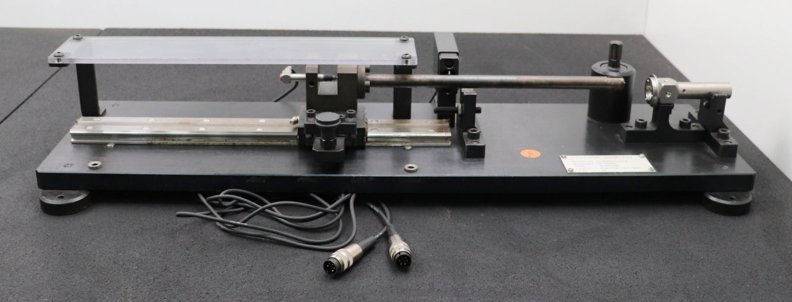 Bild des Artikels CADTECH-Bohrungs-Tiefenmessgerät-mit-THK-Führung-bis-Tiefe-von-300mm