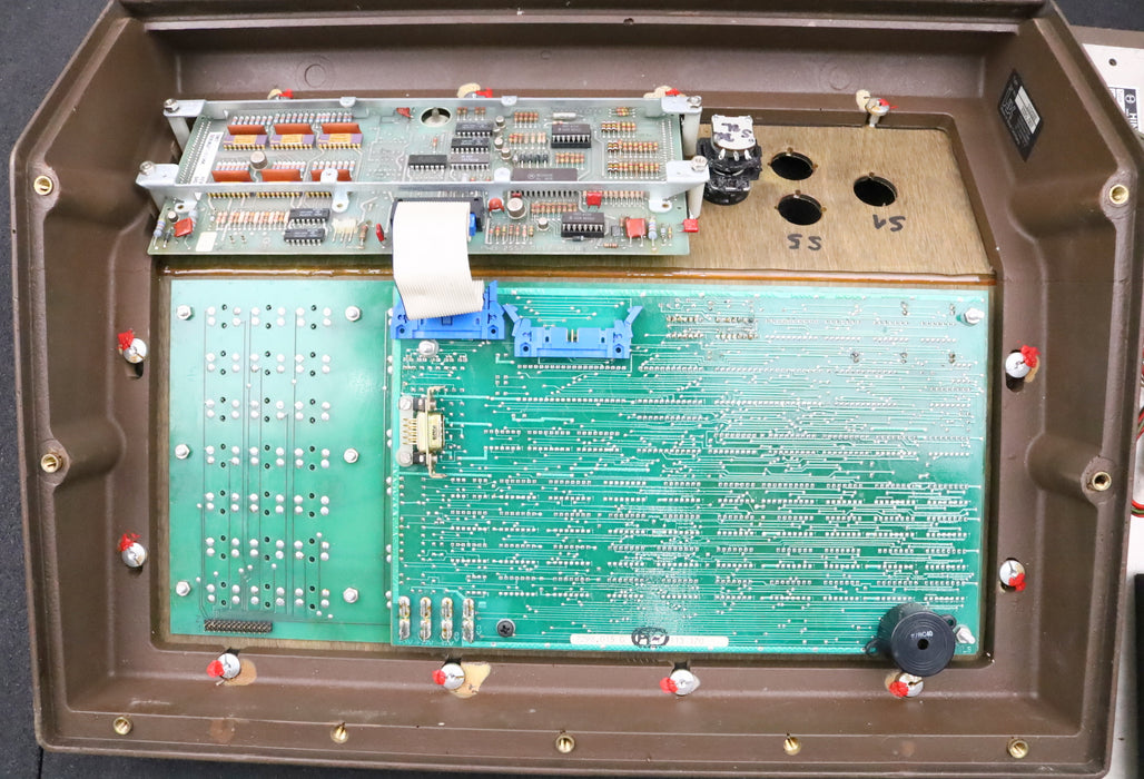 Bild des Artikels HECKLER-&-KOCH-Bedieneinheit-CNC-781-mit-Platinen-113170-HECKLER-&-KOCH-Nr.:
