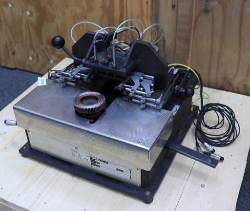 Bild des Artikels PEKAMS-Kontrollvorrichtung-für-13-Messstellen-an-Getrieberad-für-MARPOSS-