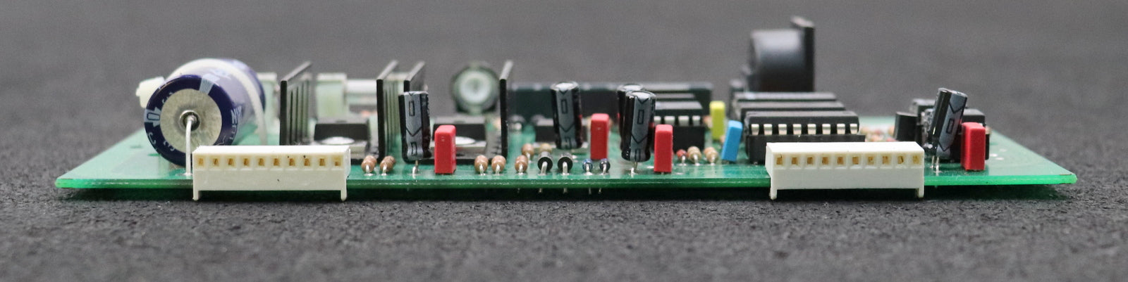 Bild des Artikels COMMEND-Netzteil-B3585-R-3.1-H-SANETZ-für-SA-101-Bus-System-unbenutzt